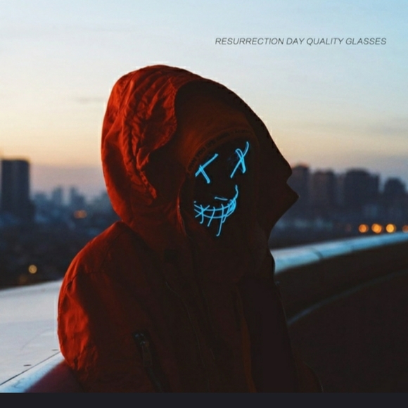 Light Face Mask - Picture 4 of 9